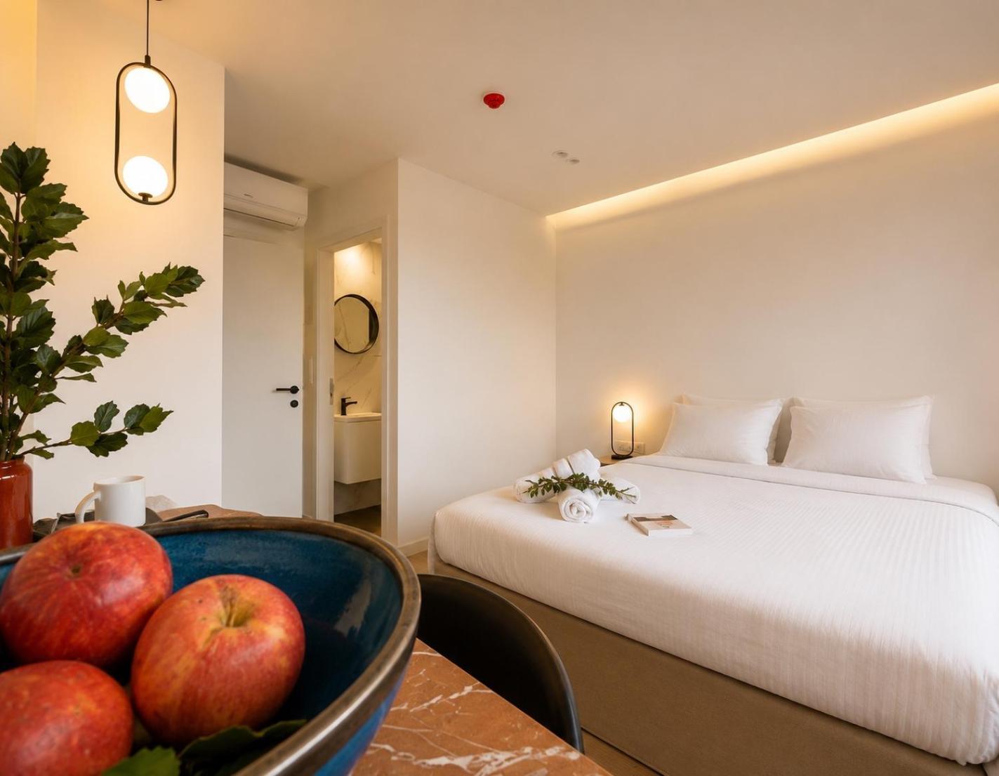 Double Room Private Bathroom