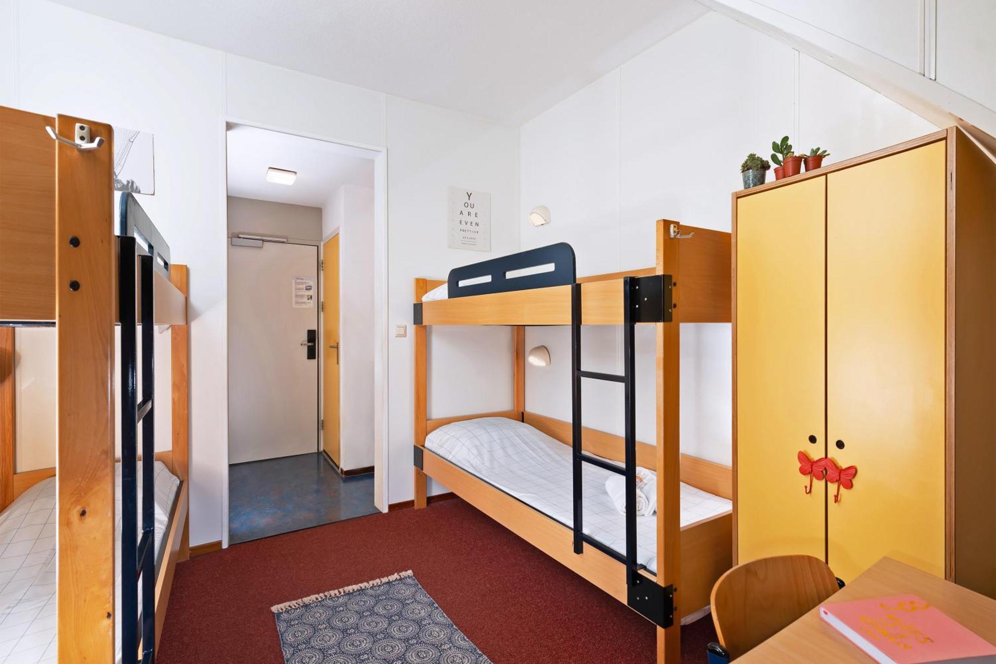 Quadruple Room Private Bathroom