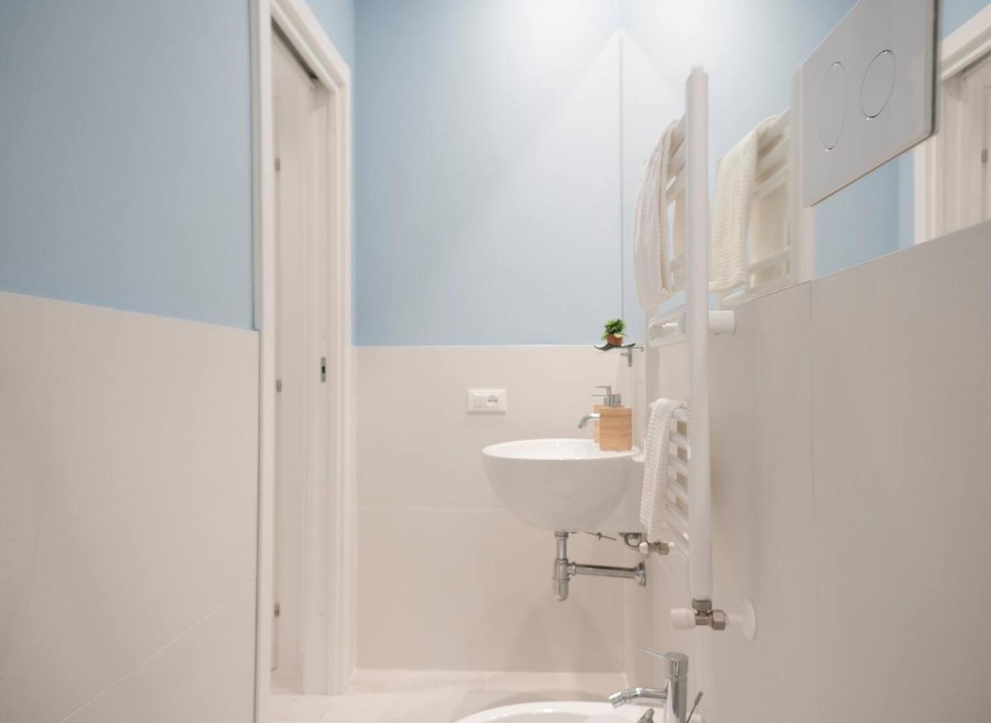 Double Room Private Bathroom