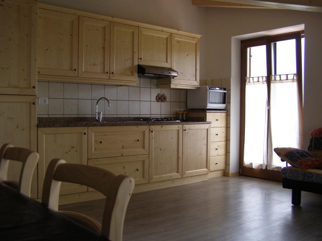 Appartamento con 2 Camere da Letto e Balcone - Mansarda
