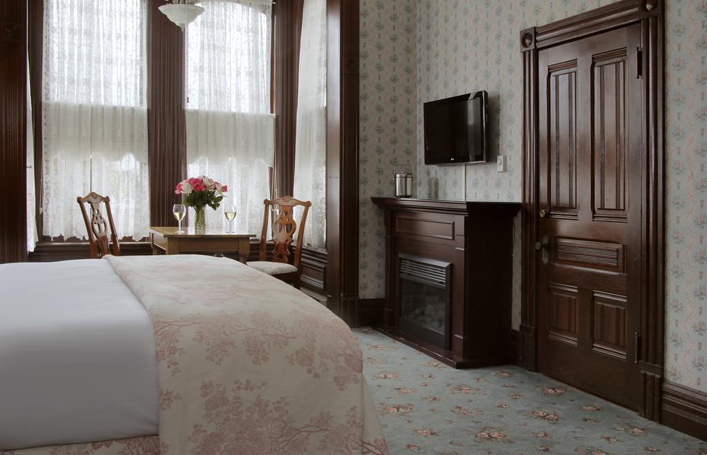 Two-Bedroom King Suite,193477765:JPEG