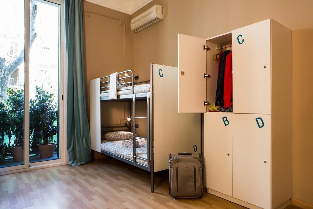 Bed in 4-Bed Female Dormitory Room,203017078:JPEG