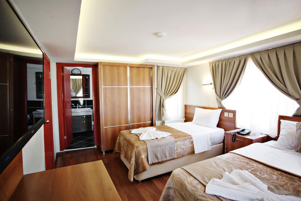 Dreibettzimmer