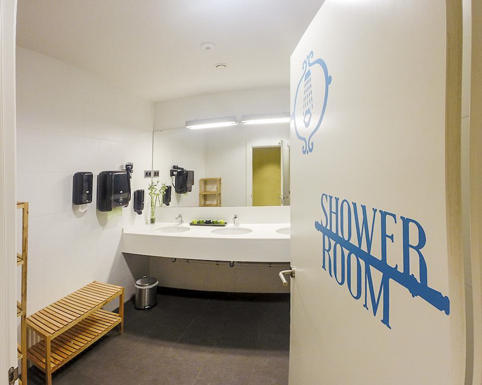 Twin Room with Shared Bathroom,231753739:JPEG