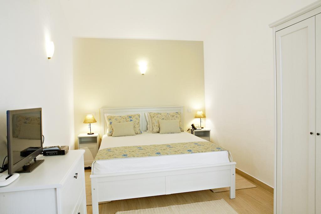 Double Room,243694005:JPEG