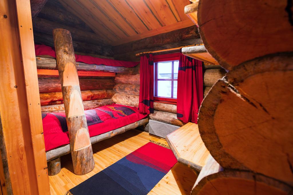 Petit Chalet (Village Est)