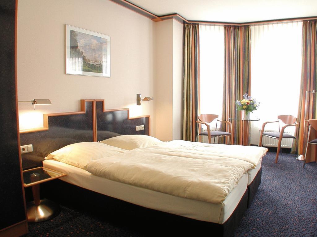 Quiet Double Room,78964950:JPEG
