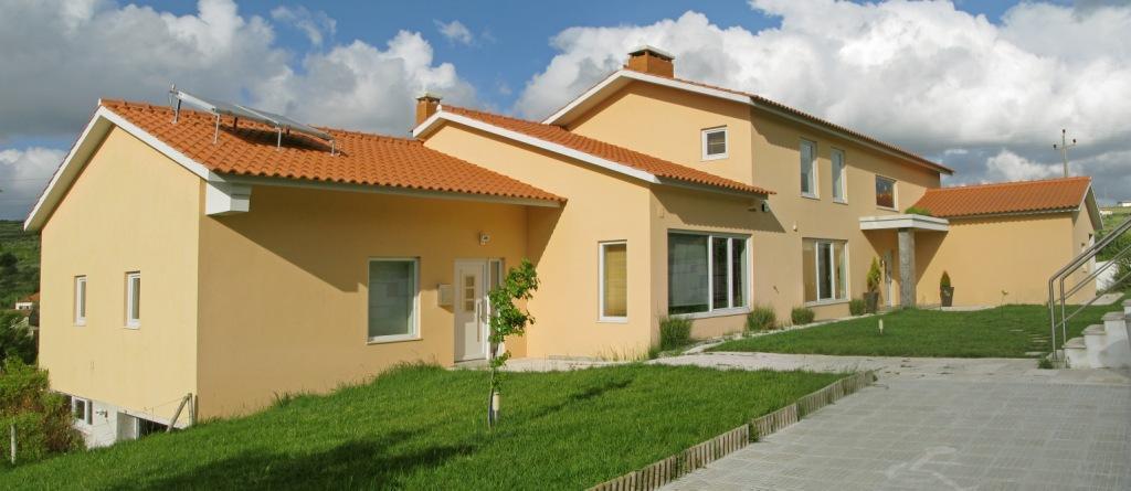 Four-Bedroom House,962107780:JPEG