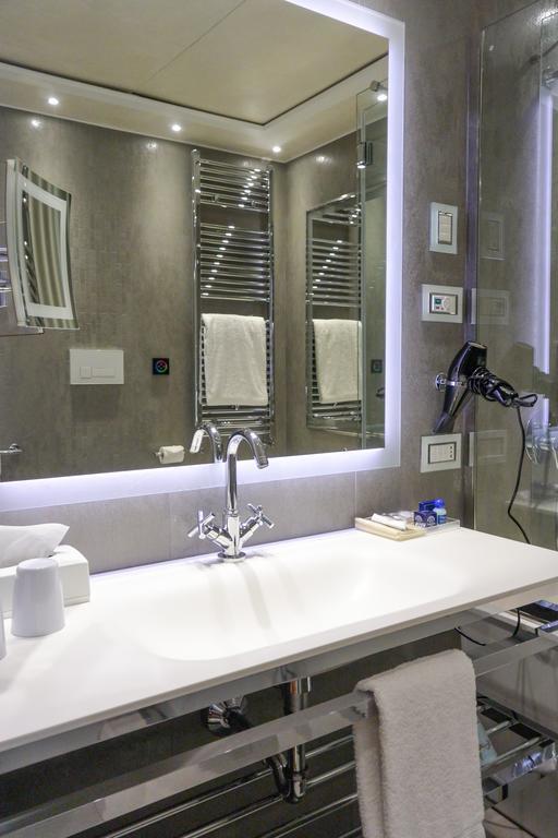 Deluxe Single Room City View