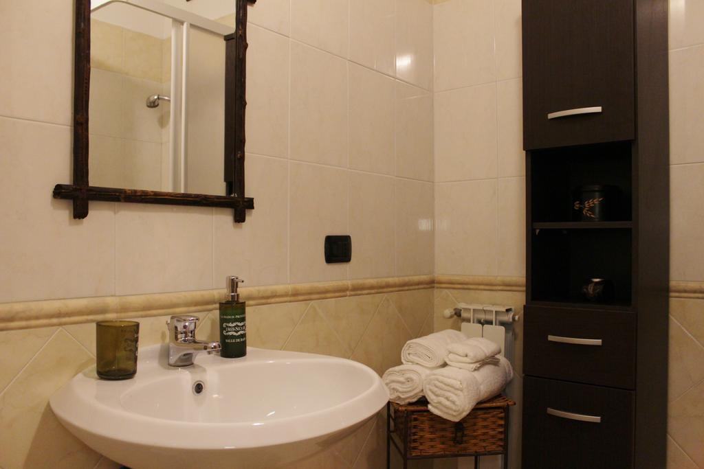 Double Room Private External Bathroom