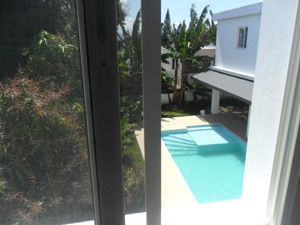 King Room with Pool View,758007067:JPEG