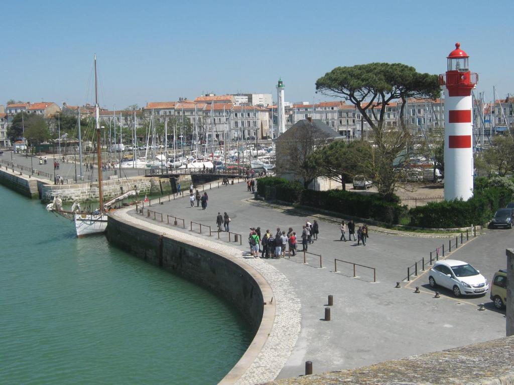 Habitación Doble Mediana orientada al puerto