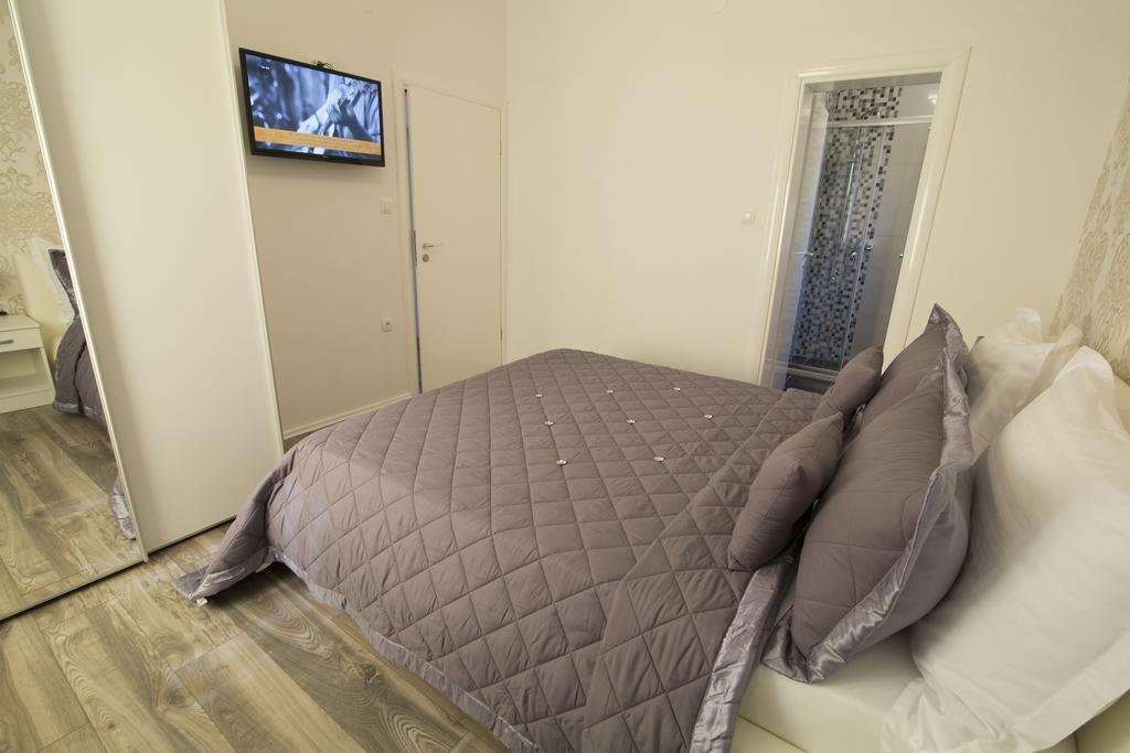 Apartment mit 4 Schlafzimmern, Terrasse und Meerblick