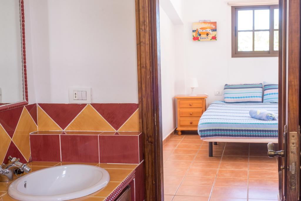 Double Room Bathroom,400297896:JPEG