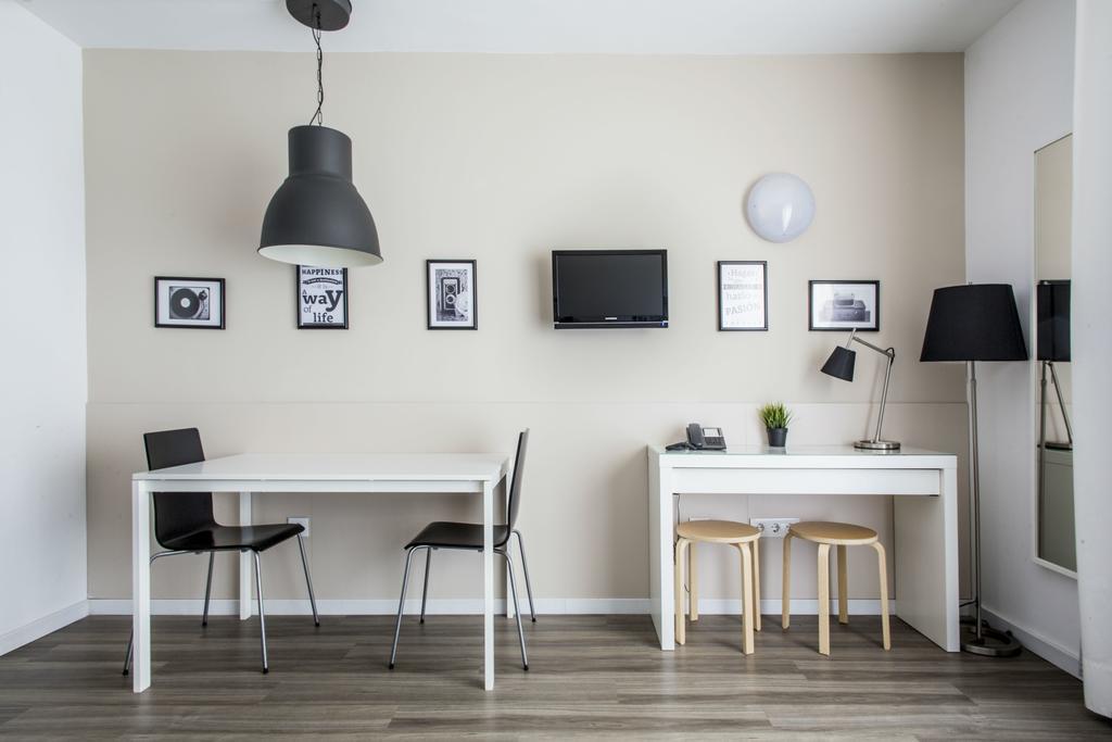 Executive Studio,403083132:JPEG