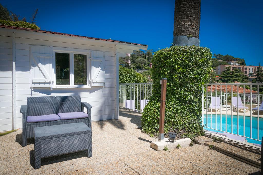 Independent Quadruple Room with Private Terrace