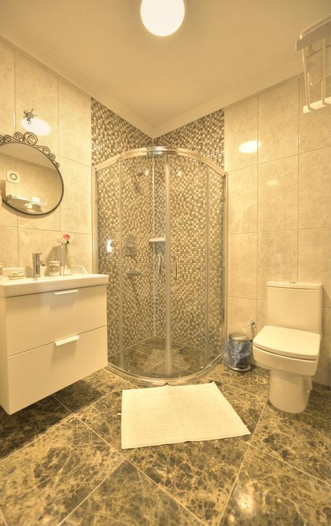 Deluxe Double Room with Balcony and Sea View,642015783:JPEG