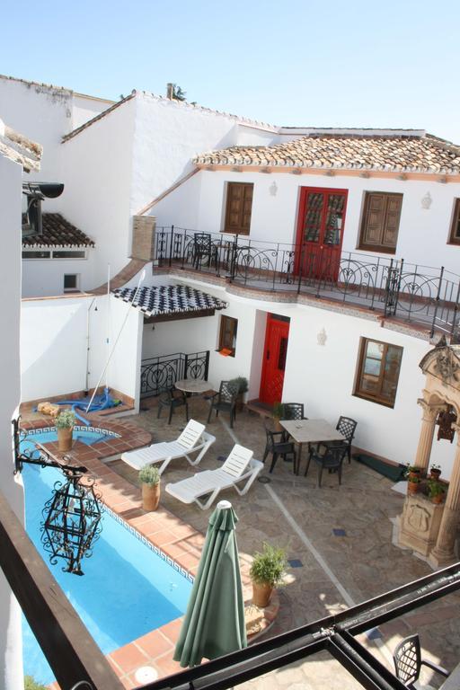One-Bedroom Apartment (1 - 2 Adults),1580544469:JPEG