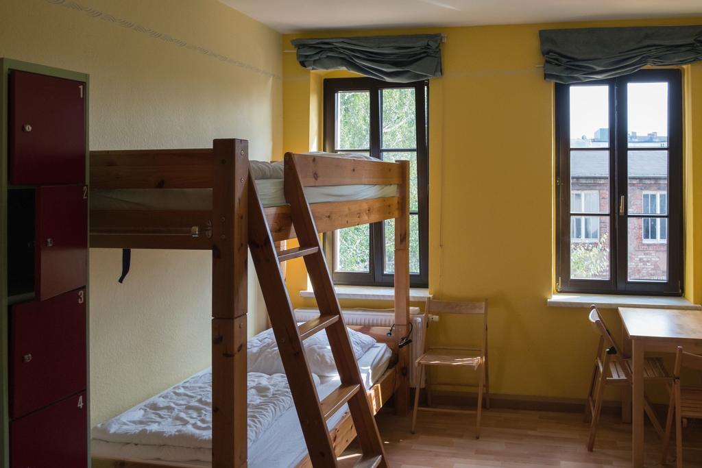 Bunk Bed Mixed Dormitory Room