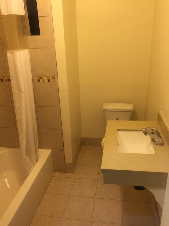 Queen Room,776729050:JPEG
