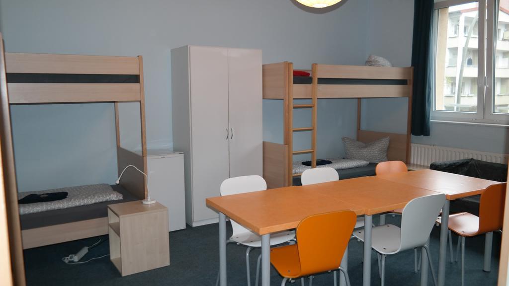 Etagenbett im gemischten Schlafsaal