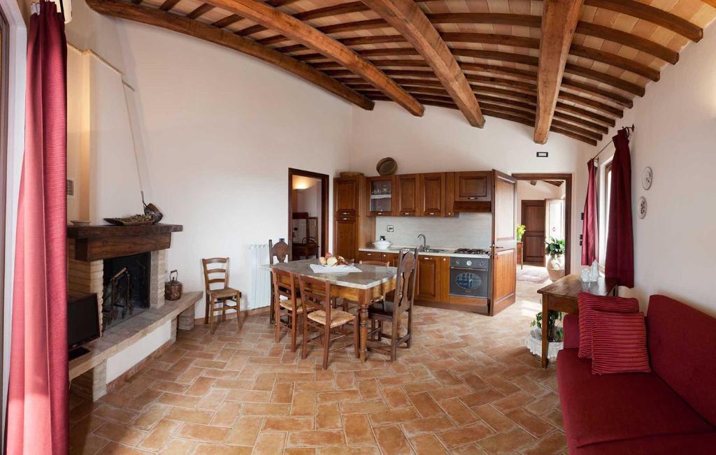 One-Bedroom Apartment with Terrace,44557642:JPEG