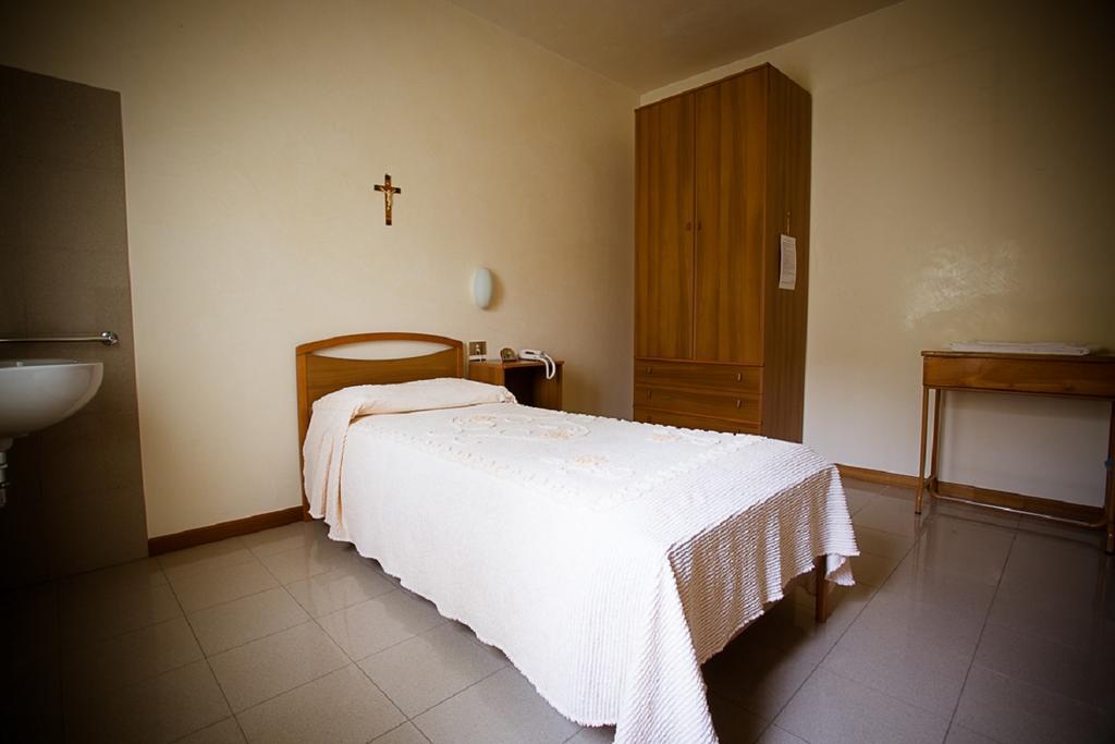 Habitación Individual con baño compartido
