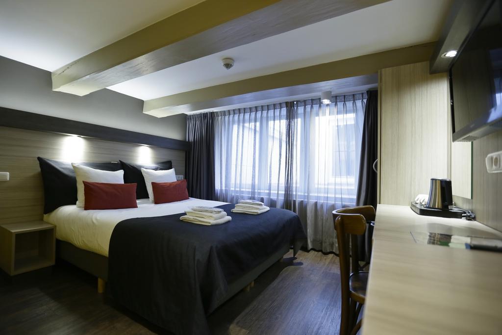 Standard Double Room,462280377:JPEG