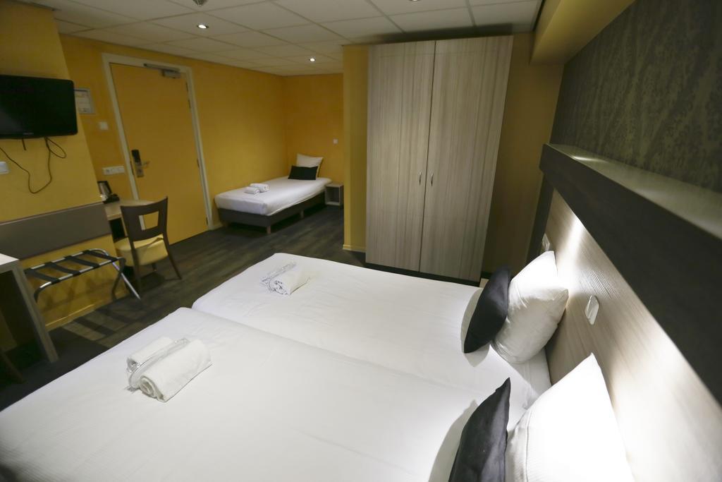 Triple Room,556285194:JPEG