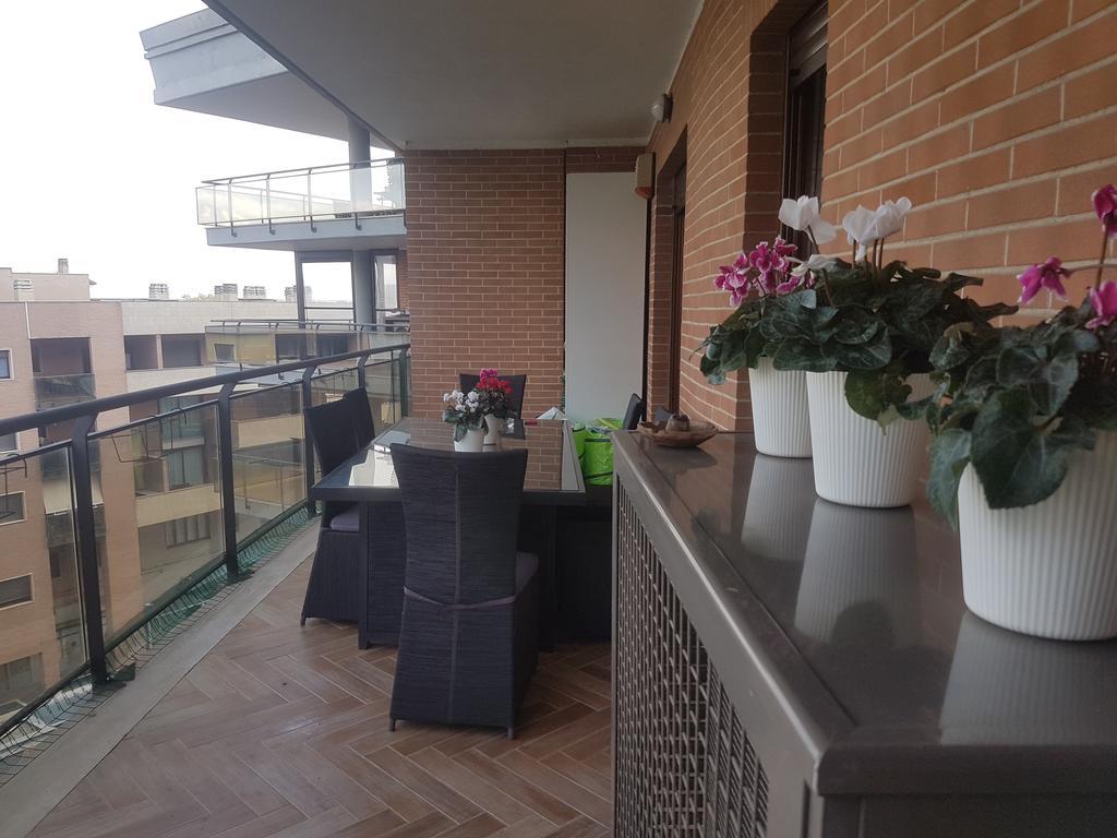 Double Room Private External Bathroom