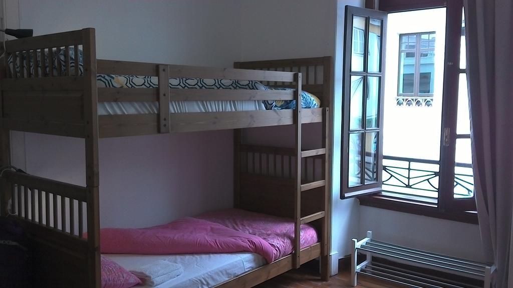 Bunk Bed Mixed Dormitory Room