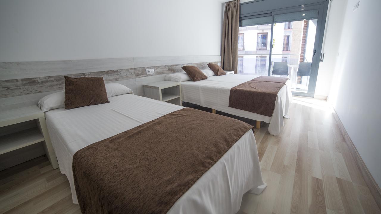Apartment with Balcony,520392981:JPEG