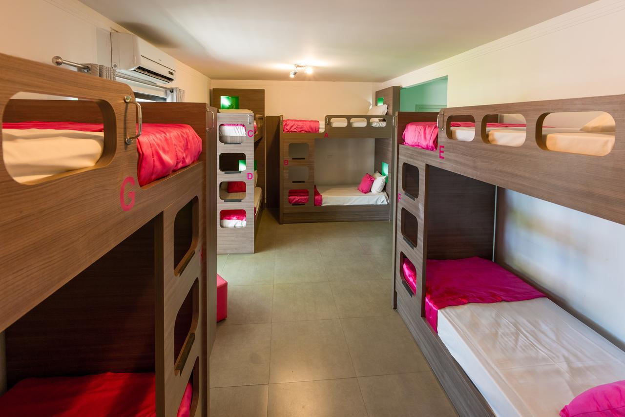Bed 8-Bed Female Dormitory Room