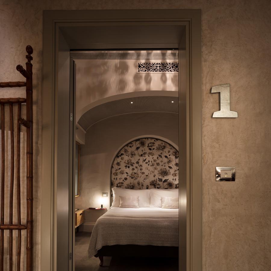 Classic Double Room,543183735:JPEG