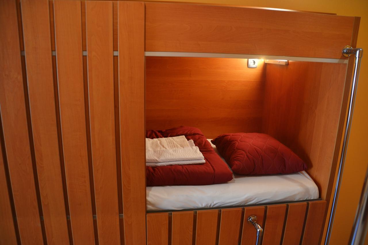 Quadruple Room,586914591:JPEG