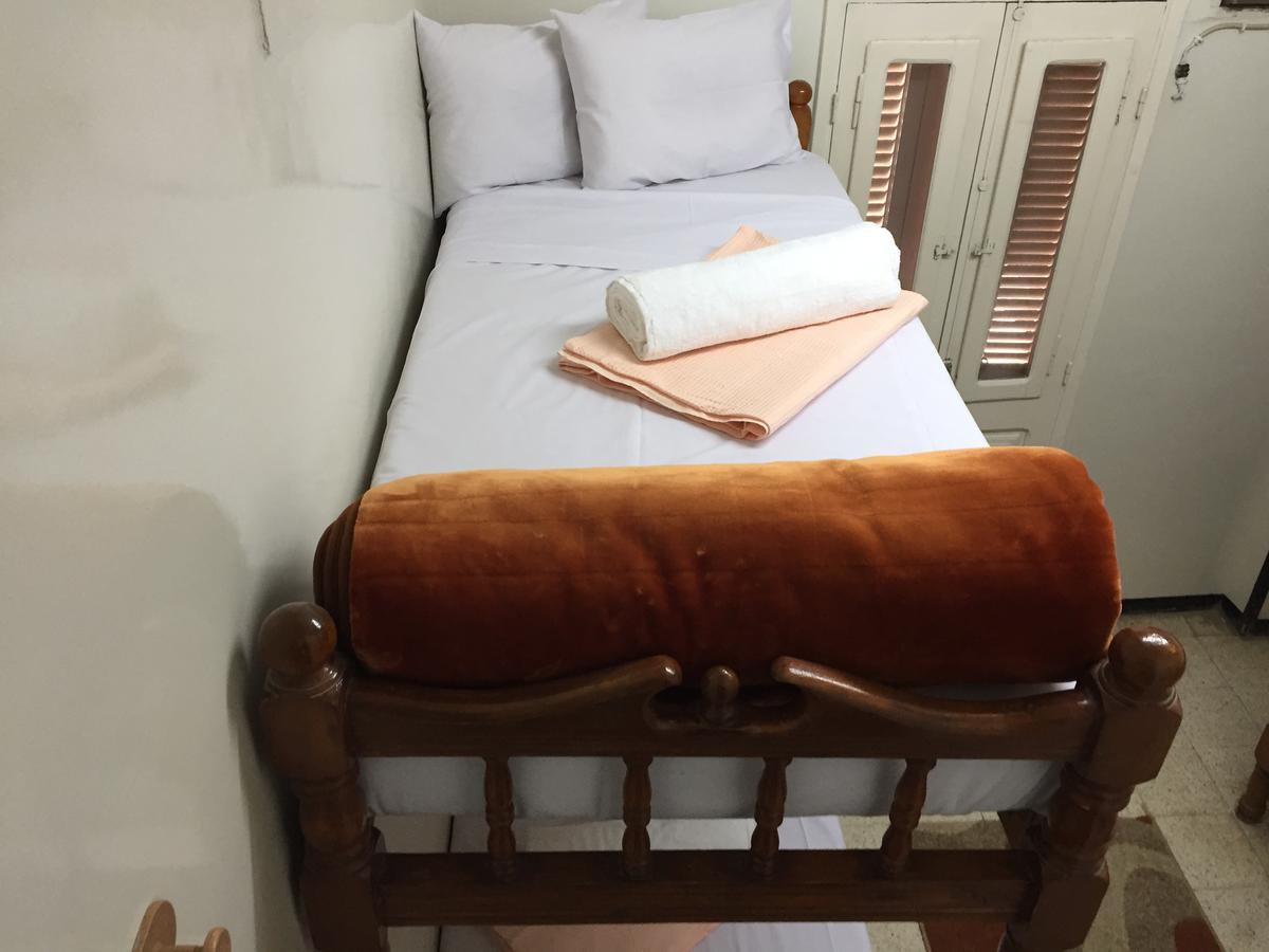 Single Bed in Male Dormitory Room with Shared Bathroom (Foreigners only)