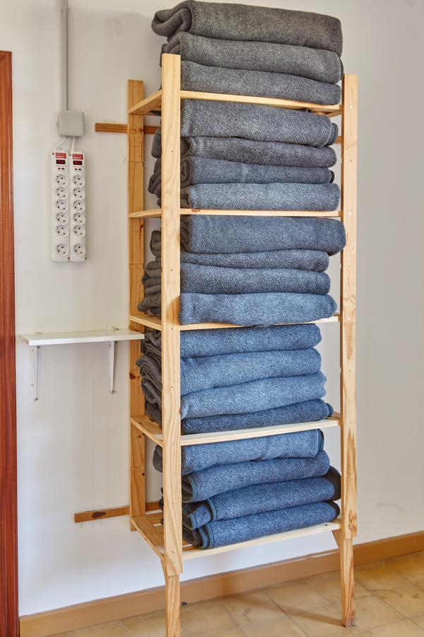 Single Bed Mixed Dormitory Room