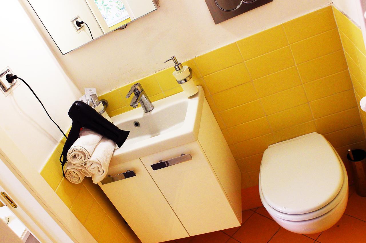 Double Room with Private Bathroom,639325167:JPEG