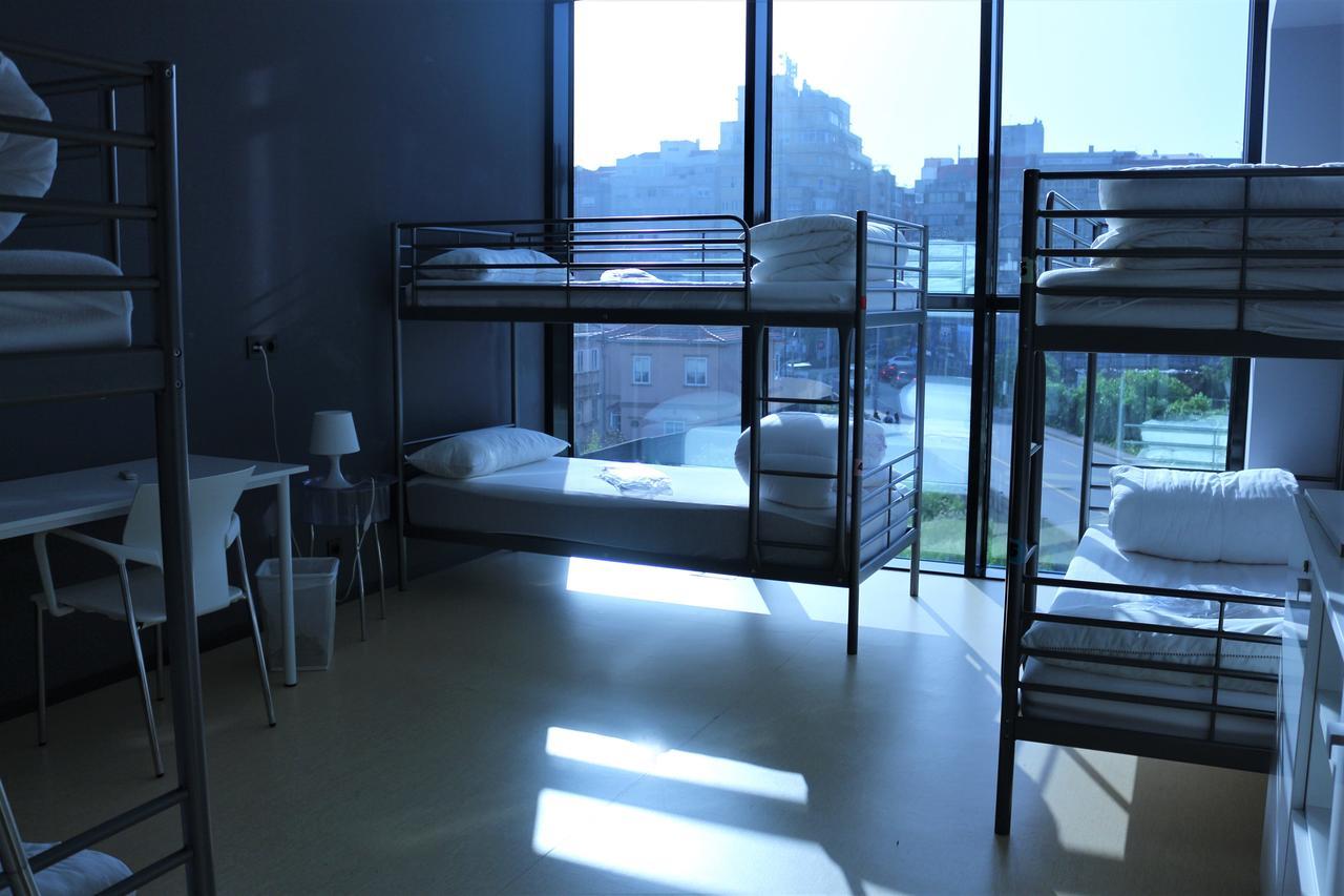 Cama em Dormitório com 6 Camas