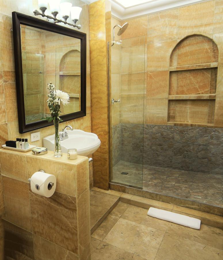 Suite Executive con cama doble grande