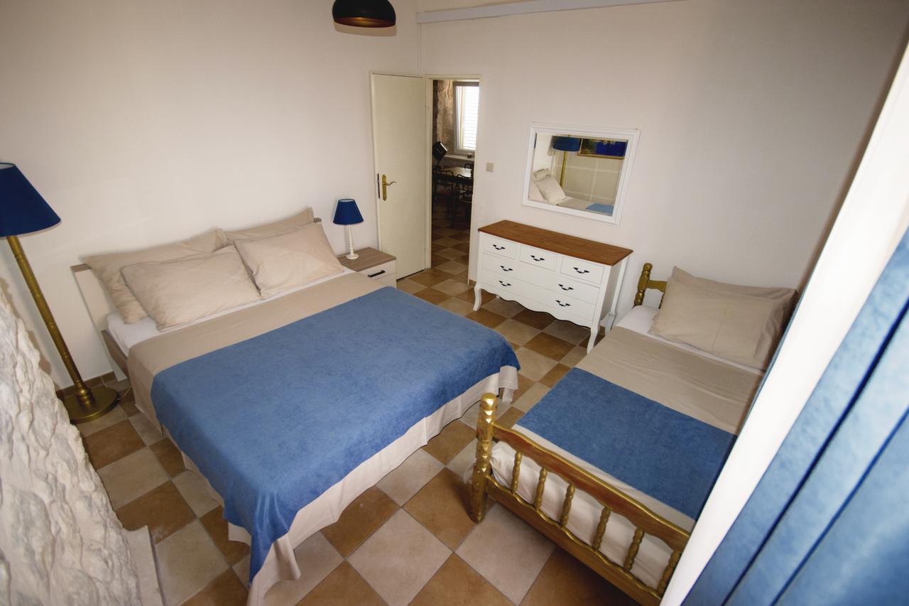 Two-Bedroom Apartment (5 Adults),663619581:JPEG