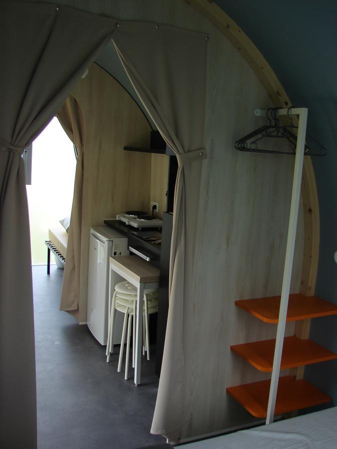 Tente (2 à 4 Personnes)