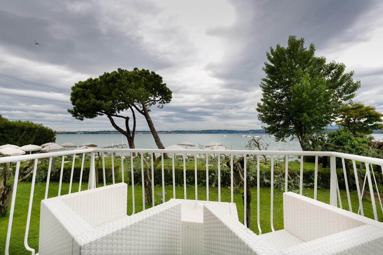 Superior Triple Room Balcony Lake View