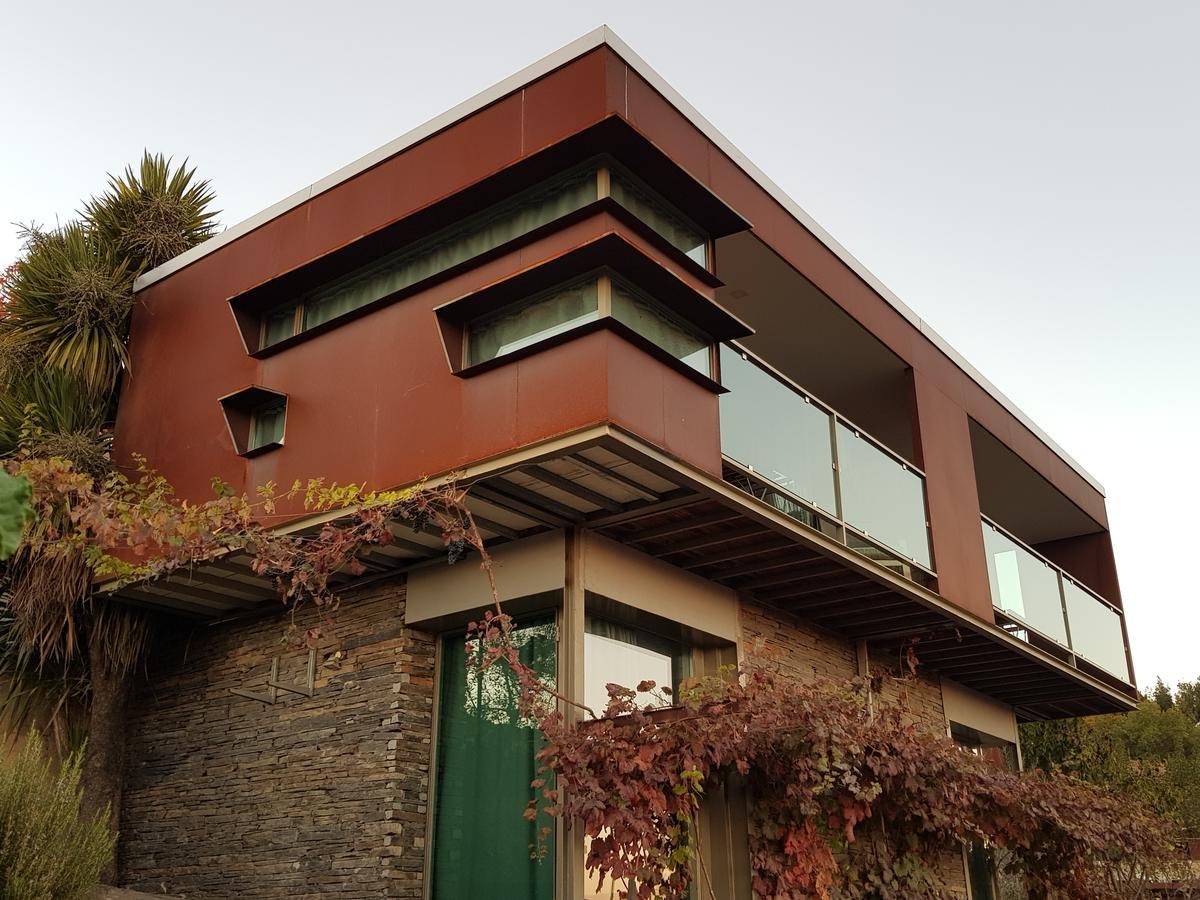 Duplex Studio,1305698023:JPEG