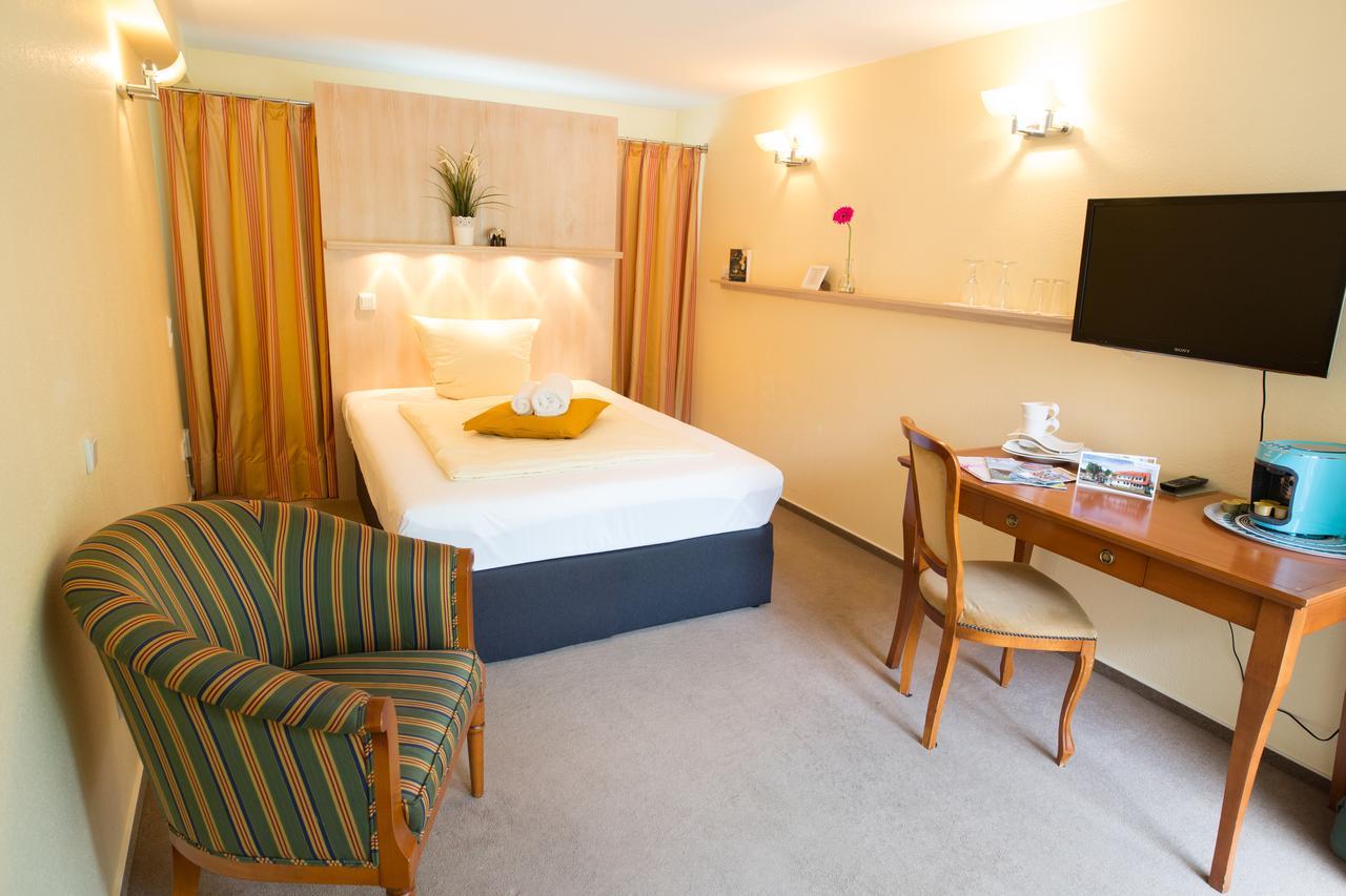 Double Room for Single Use,666441156:JPEG