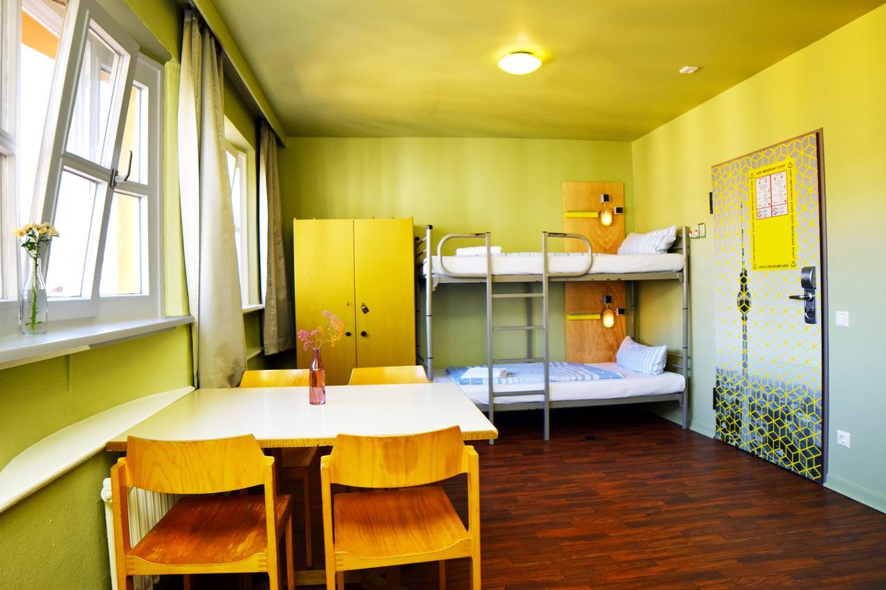 Posto Letto in Dormitorio per 4 Persone
