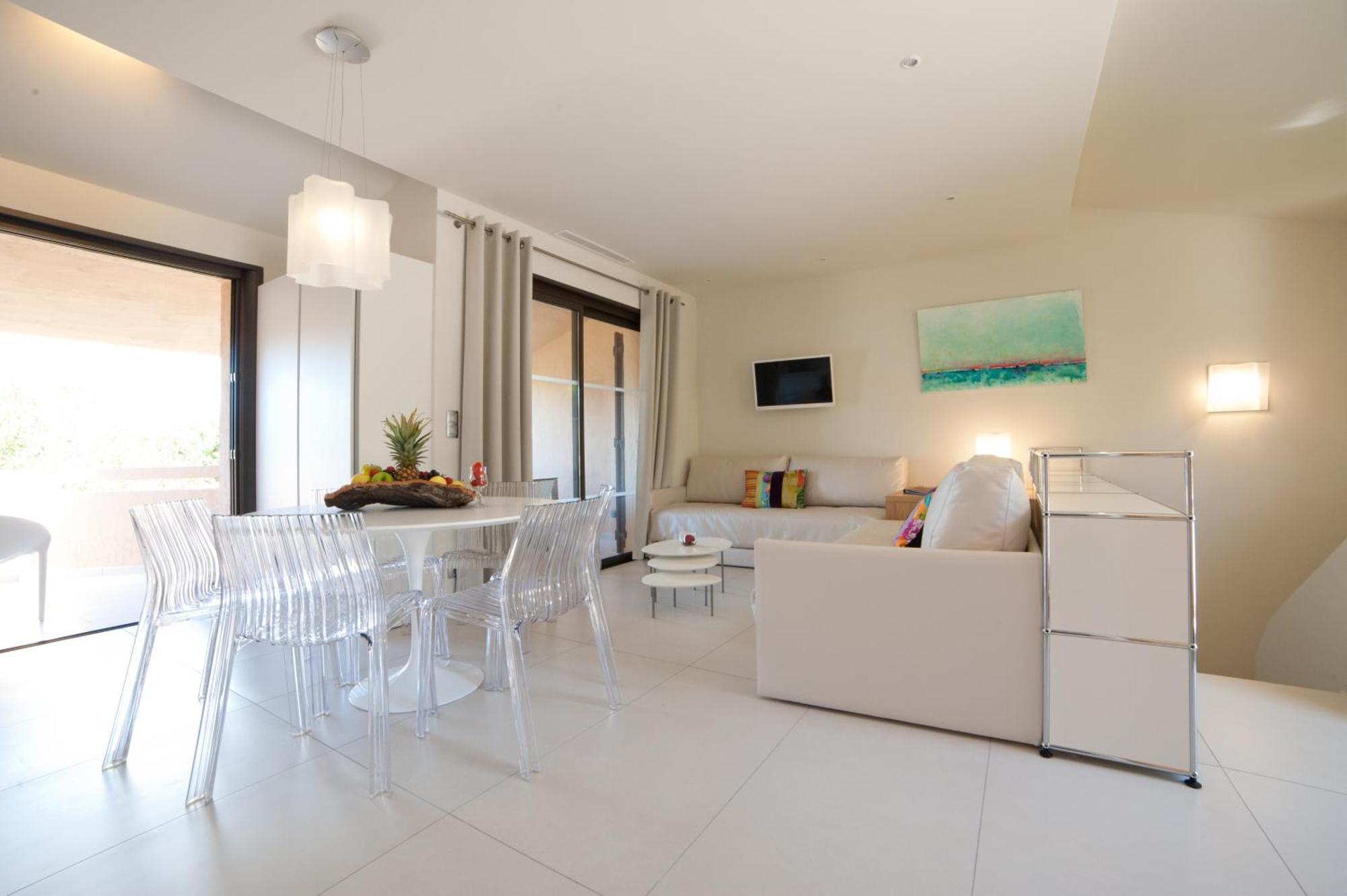 Premium Two-Bedroom Villa,677673006:JPEG