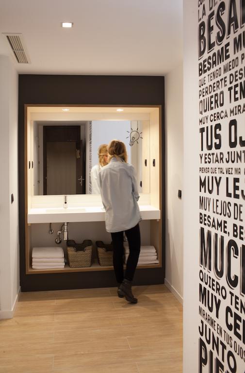 Bed in 8-Bed Mixed Dormitory Room with Shared Bathroom,68091764:JPEG