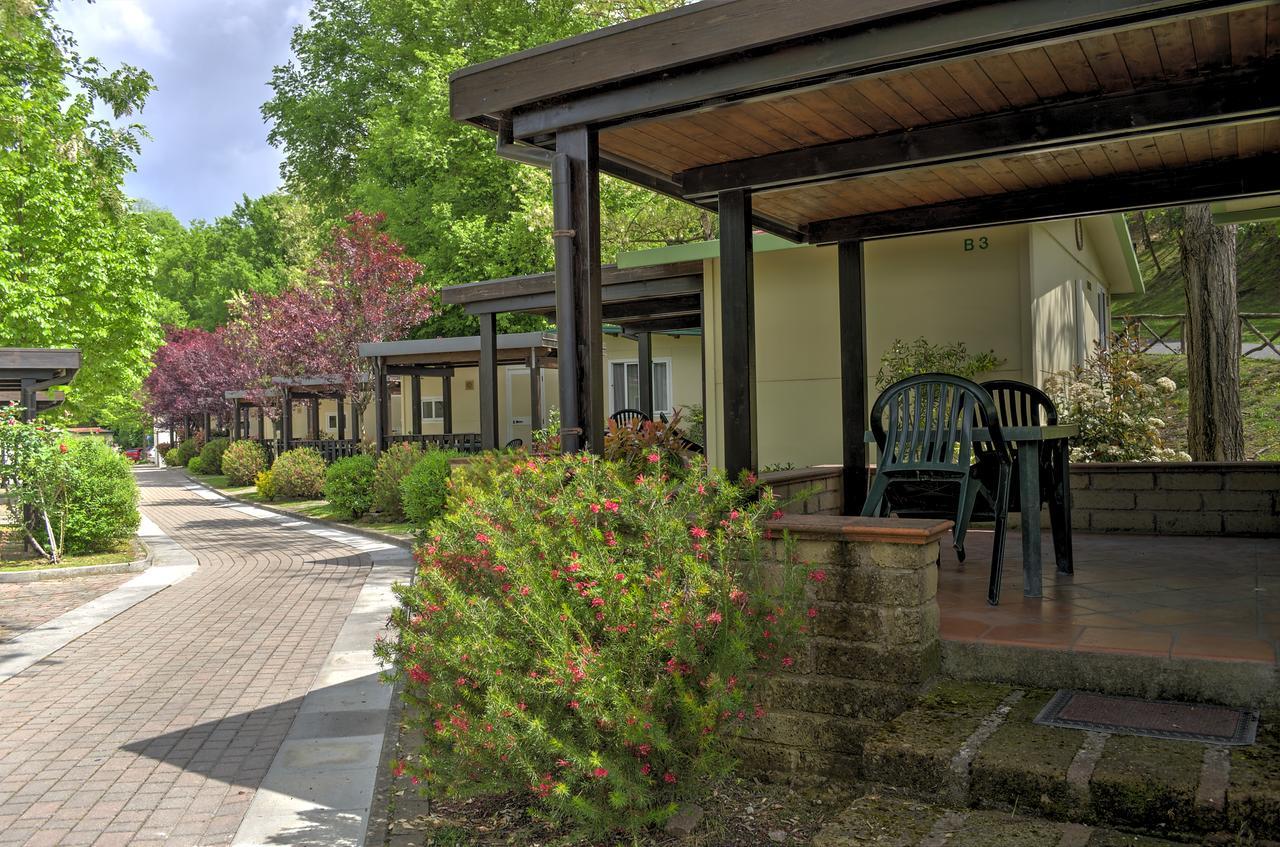 Bungalow met Patio