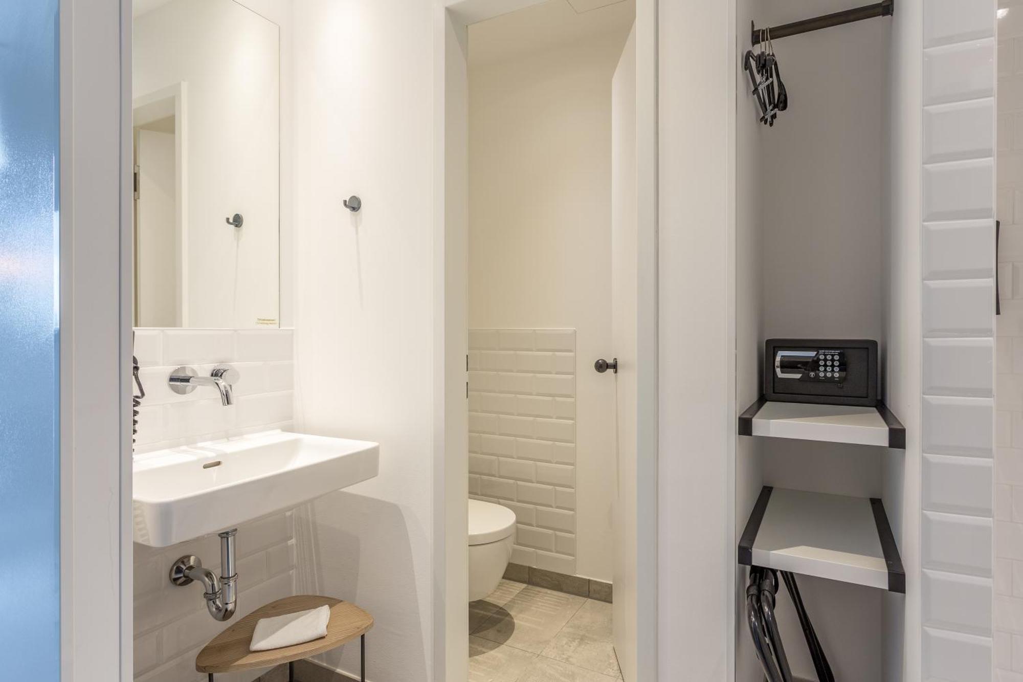 Superior Queen Room,931125457:JPEG